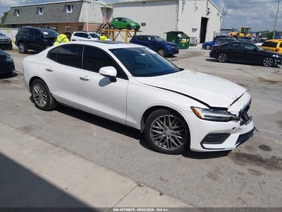 7JR102FK9LG****** 2020 Volvo S60