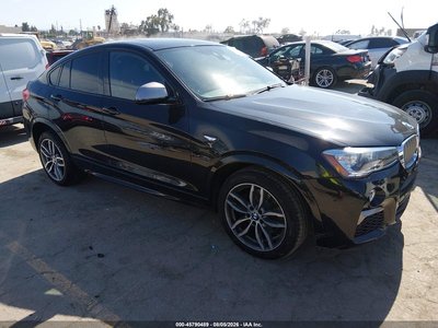 5UXXW7C50J0****** 2018 BMW X4
