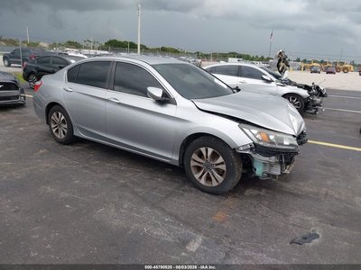1HGCR2F32FA****** 2015 Honda Accord