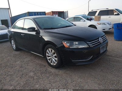1VWAH7A30DC****** 2013 Volkswagen Passat