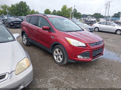 1FMCU9G9XGU****** 2016 Ford Escape