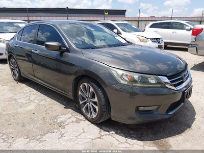 1HGCR2F58FA****** 2015 Honda Accord