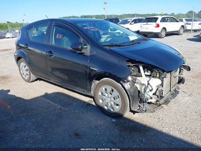 JTDKDTB37D1****** 2013 Toyota Prius C