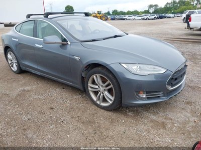 5YJSA1CN0DF****** 2013 Tesla Model S