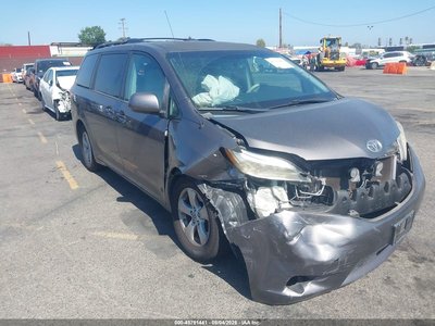 2012 Toyota Sienna