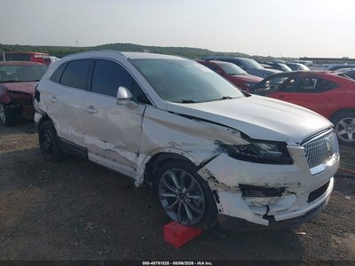 5LMCJ2C94KU****** 2019 Lincoln MKC