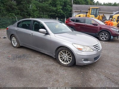 KMHGC4DE2BU****** 2011 Hyundai Genesis