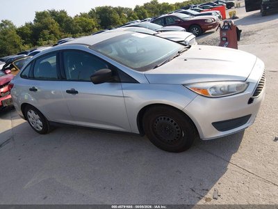 1FADP3E24GL****** 2016 Ford Focus