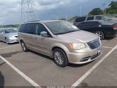 2013 Chrysler Town & Country