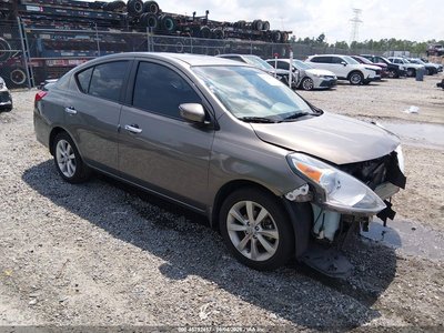 3N1CN7AP0GL****** 2016 Nissan Versa