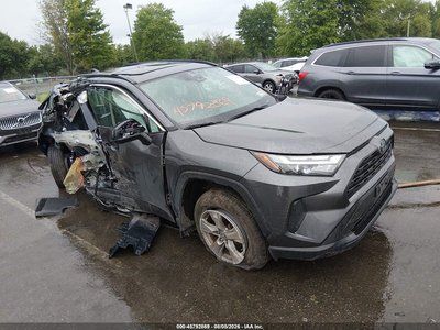 2T3P1RFV8PC****** 2023 Toyota RAV4