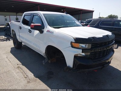 3GCPYCEF8KG****** 2019 Chevrolet Silverado 1500