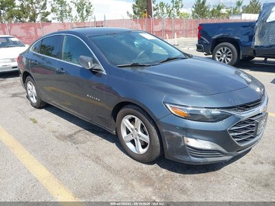 1G1ZB5ST1KF****** 2019 Chevrolet Malibu