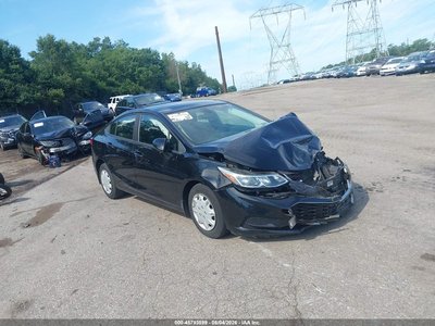 1G1BC5SM3J7****** 2018 Chevrolet Cruze