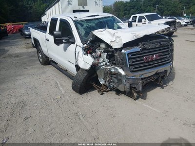 1GT22REG6JZ****** 2018 GMC Sierra 2500HD
