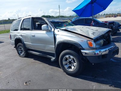 JT3GN86R6Y0****** 2000 Toyota 4Runner
