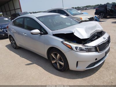 3KPFL4A76JE****** 2018 Kia Forte