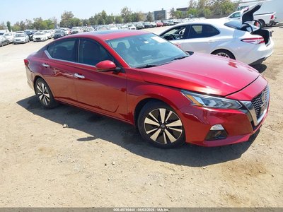 2020 Nissan Altima