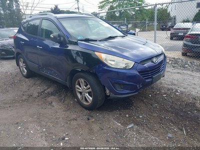 KM8JUCAC4CU****** 2012 Hyundai Tucson