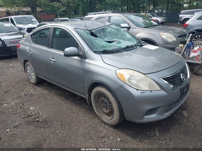 3N1CN7AP2EL****** 2014 Nissan Versa