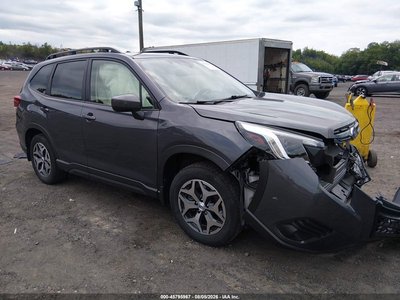 JF2SKACC7RH****** 2024 Subaru Forester