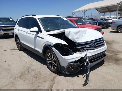 3VVRB7AX5RM****** 2024 Volkswagen Tiguan