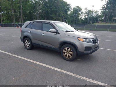 5XYKTCA65DG****** 2013 Kia Sorento