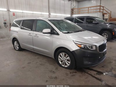 KNDMB5C14H6****** 2017 Kia Sedona