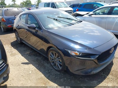 JM1BPALM0R1****** 2024 Mazda 3