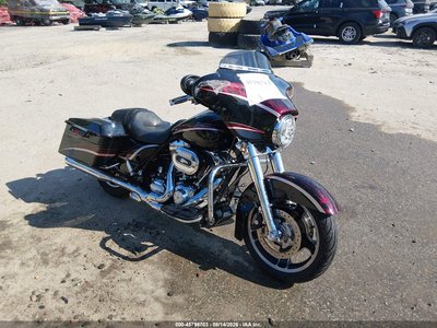 1HD1KBM19DB****** 2013 Harley-Davidson FLHXS