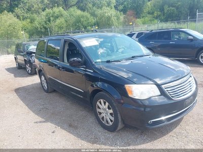 2014 Chrysler Town & Country