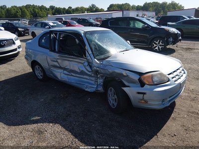 KMHCG35C74U****** 2004 Hyundai Accent