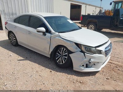 4S3BNAC63J3****** 2018 Subaru Legacy