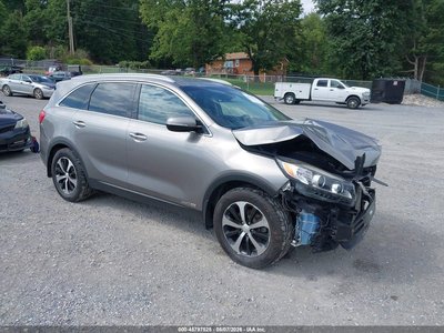5XYPHDA57HG****** 2017 Kia Sorento