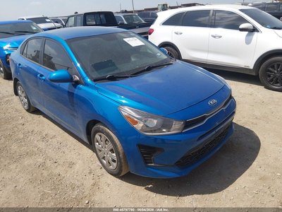 3KPA24AD8ME****** 2021 Kia Rio