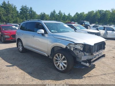 2016 Volvo XC90