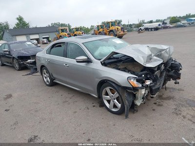 1VWBP7A30DC****** 2013 Volkswagen Passat