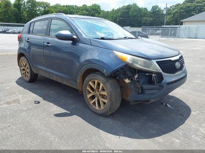 KNDPB3AC8G7****** 2016 Kia Sportage