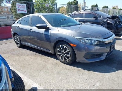 2HGFC2F50HH****** 2017 Honda Civic