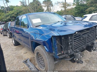 3GCUKREC4JG****** 2018 Chevrolet Silverado 1500
