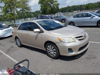 2T1BU4EE1CC****** 2012 Toyota Corolla