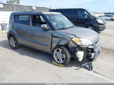 KNDJT2A25A7****** 2010 Kia Soul