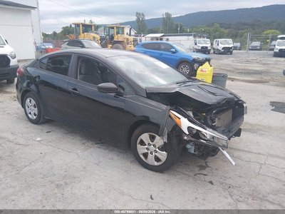 3KPFL4A74HE****** 2017 Kia Forte