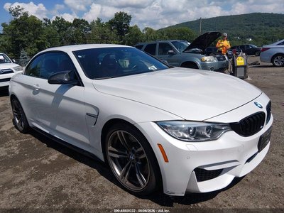 WBS3U9C58FP****** 2015 BMW M4