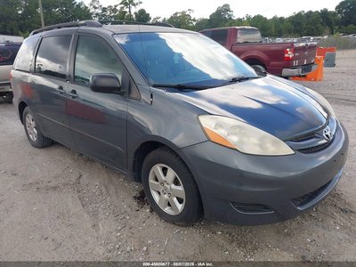 5TDZK23C88S****** 2008 Toyota Sienna