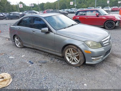 WDDGF4HB4DA****** 2013 Mercedes-Benz C-Class