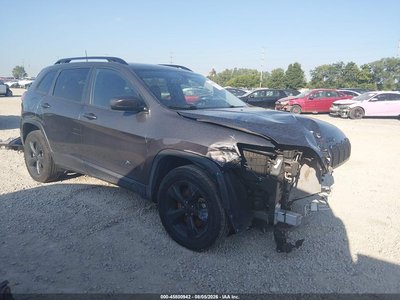 1C4PJMLB8KD****** 2019 Jeep Cherokee