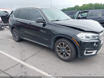 5UXKR0C55JL****** 2018 BMW X5