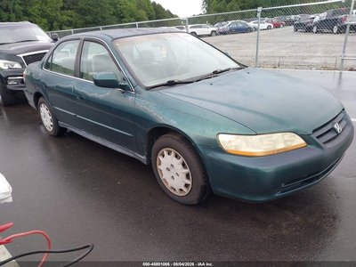 1HGCG56462A****** 2002 Honda Accord