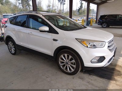1FMCU0J9XHU****** 2017 Ford Escape